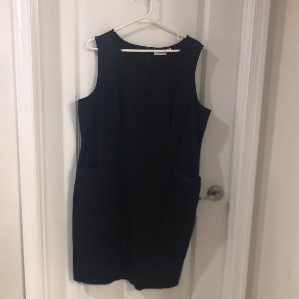 Sleeveless Black Dress